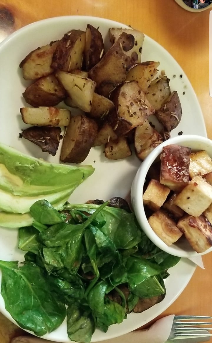 review photo of Shine Cafe Karen's Vegan Brunch shared by @ndwatts on 31 May 2018 - review