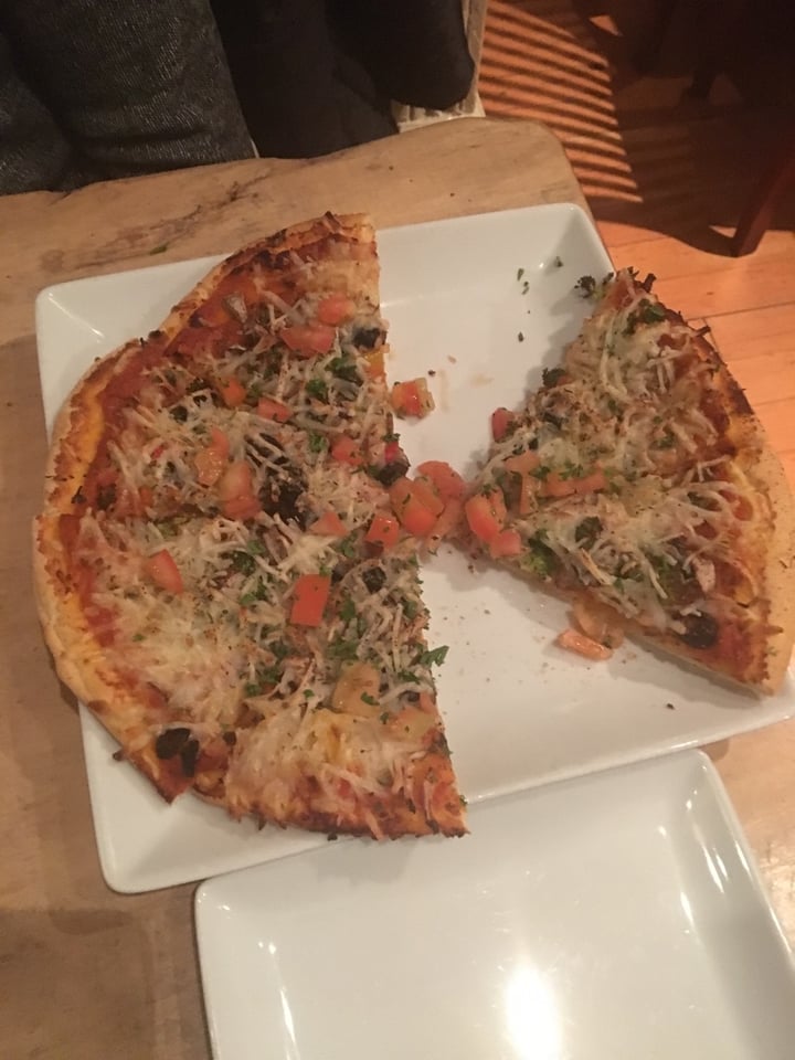 review photo of Mike's Cafe and Wine Bar Pizza shared by @davesveganadventures on 06 Apr 2020 - review
