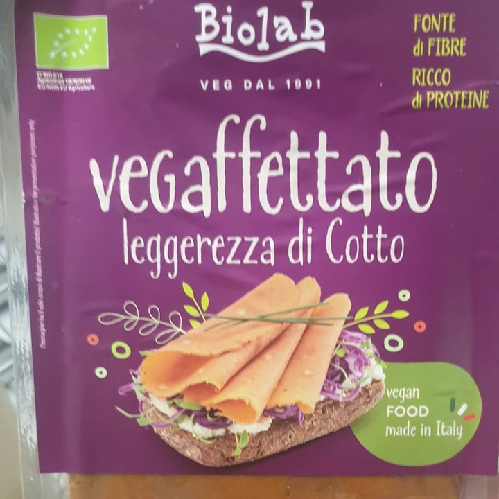 photo of Biolab Affettato vegano leggerezza di cotto shared by @gattopachanga1 on  15 Nov 2022 - review