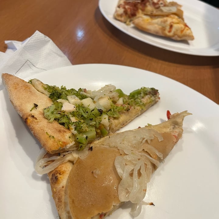 photo of Pop Vegan Food Rodízio de pizza vegan shared by @mayumiviolino on  08 Sep 2022 - review