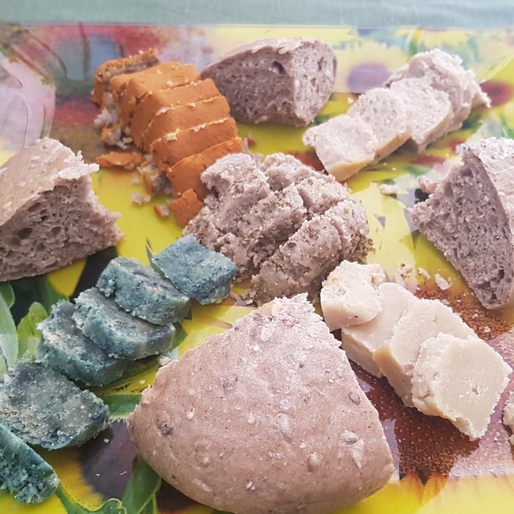 review photo of LA MARMITA VERDE DEL MUNDO VEGETAL Tabla De Quesos shared by @tekilababy on 27 Oct 2021 - review