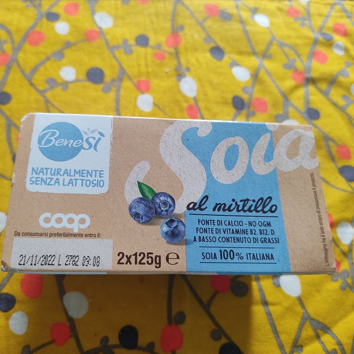 photo of coop bene-sì Yogurt di soia al mirtillo shared by @marghemarghe on  11 Dec 2022 - review