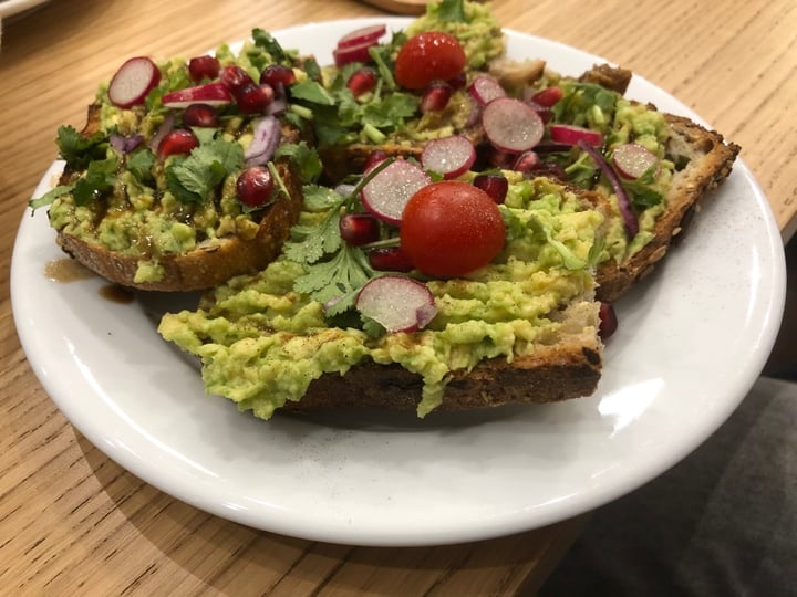 photo of Cloud Cakes Avocado Toast shared by @michalbiel on  11 Feb 2020 - review