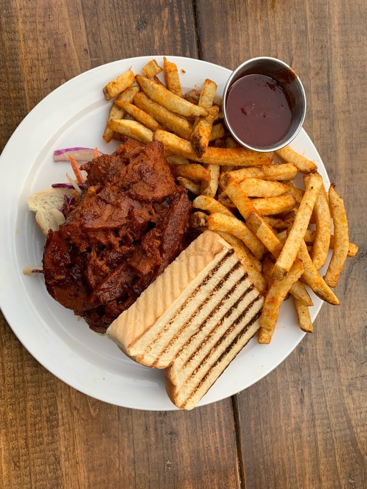 review photo of Braindead Brewing Hail Seitan shared by @socalpops on 17 Jun 2019 - review