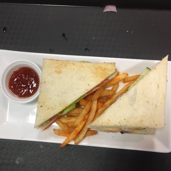 review photo of The Vegan Club Sandwich shared by @senan on 15 Jul 2021 - review