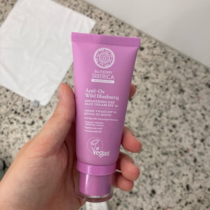 photo of Natura Siberica Crema de día anti-ox wild blueberry shared by @saracofa on  16 Oct 2022 - review