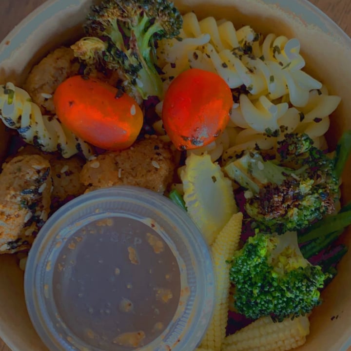 photo of Starbucks Impossible Pasta Salad Bowl shared by @jintongye on  08 Oct 2020 - review