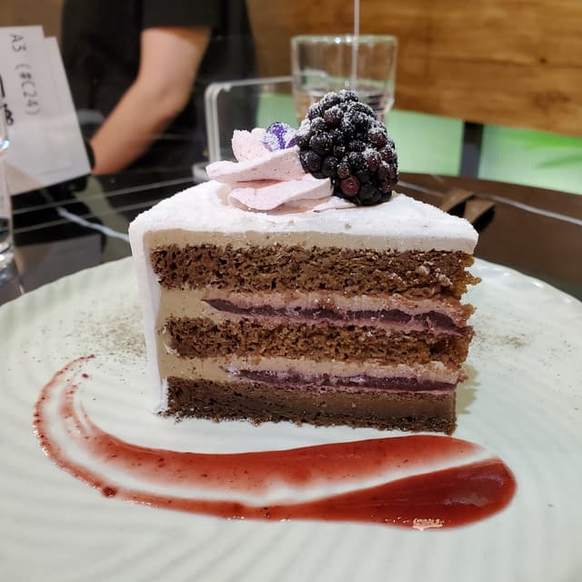 Photo of the dish “Earl grey blueberry cake”