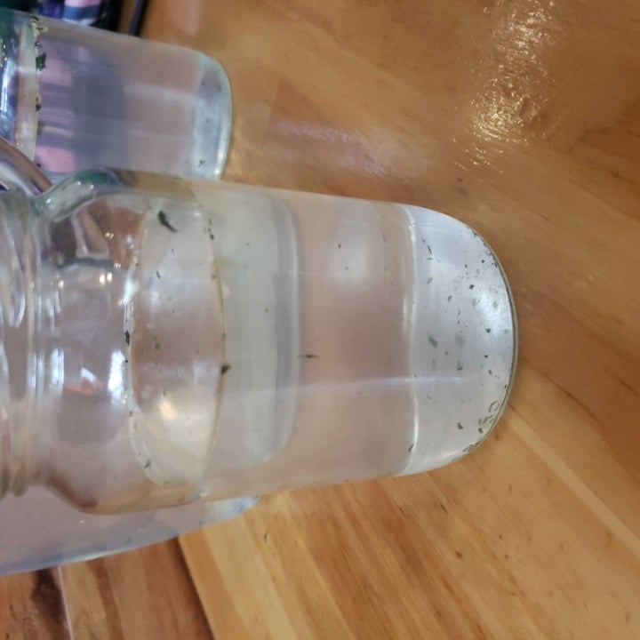 review photo of Hare Krishna Vegano Agua De Perejil Y Jengibre shared by @n00bmaster2004 on 15 Oct 2019 - review