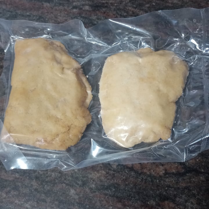 review photo of La Veganeria Libritos de seitan con cebolla y dátiles shared by @anadmp on 20 Feb 2022 - review