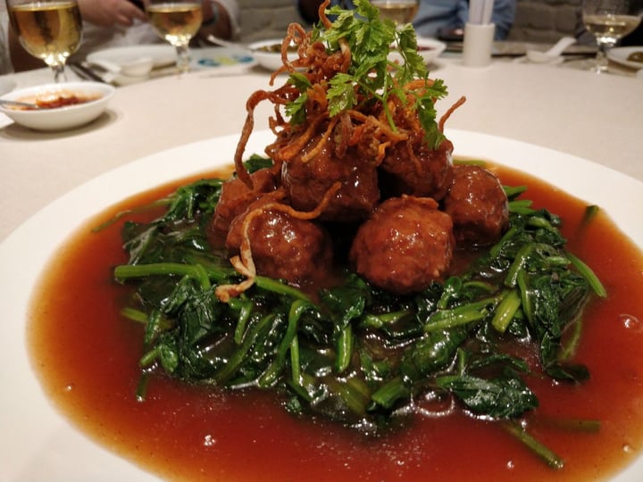 photo of LingZhi Vegetarian - Liat Towers Braised Lion’s Head Mushroom Ball with Seasonal Vegetables shared by @mikebroadhead on  29 Jul 2019 - review