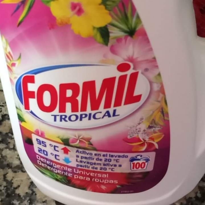 photo of Formil Detergente líquido Tropical shared by @titoherbito on  03 Jun 2021 - review