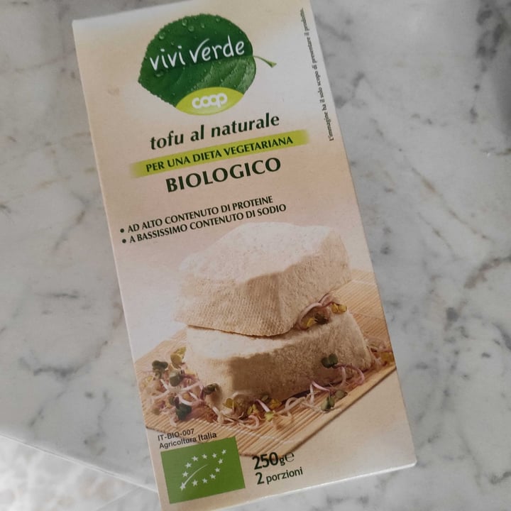 review photo of Vivi Verde Coop Tofu Al Naturale shared by @francescac on 31 Mar 2022 - review