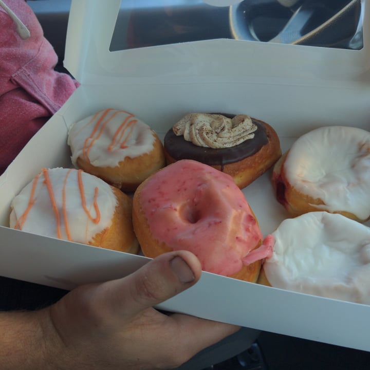 review photo of Birch Bark Eatery Frosted & Cream Filled Donuts shared by @redeft89 on 10 Nov 2021 - review