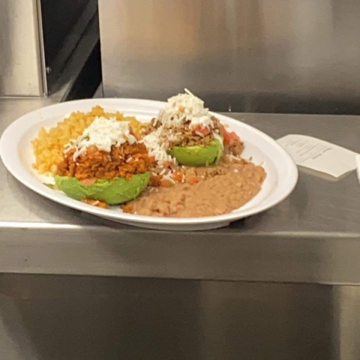 photo of SoyMexican Stuffed avacodos shared by @nevyn on  19 Dec 2021 - review