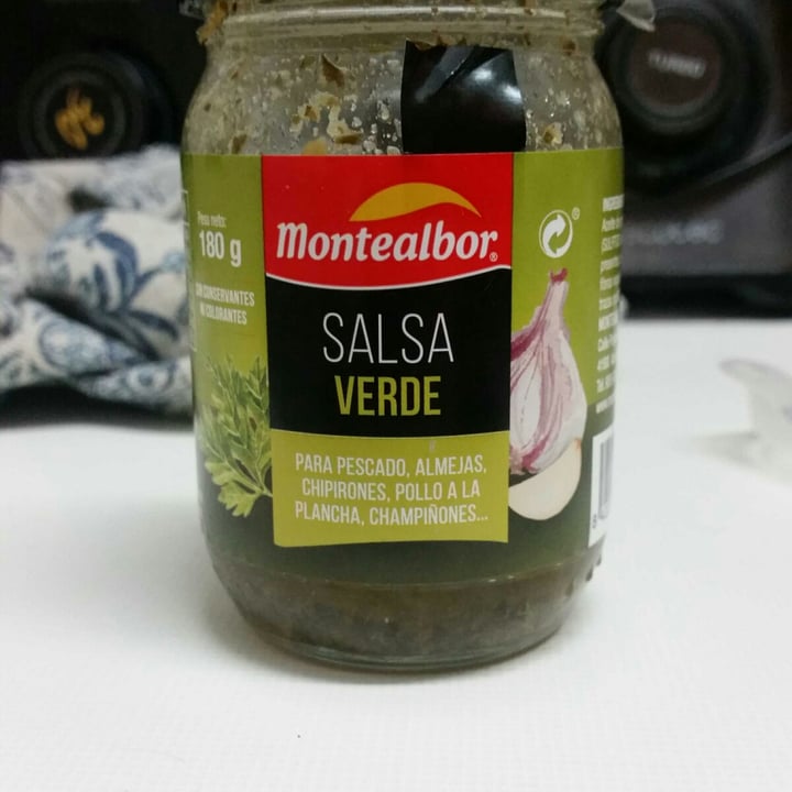 photo of Montealbor Salsa verde shared by @yerbabuena on  18 Jul 2022 - review