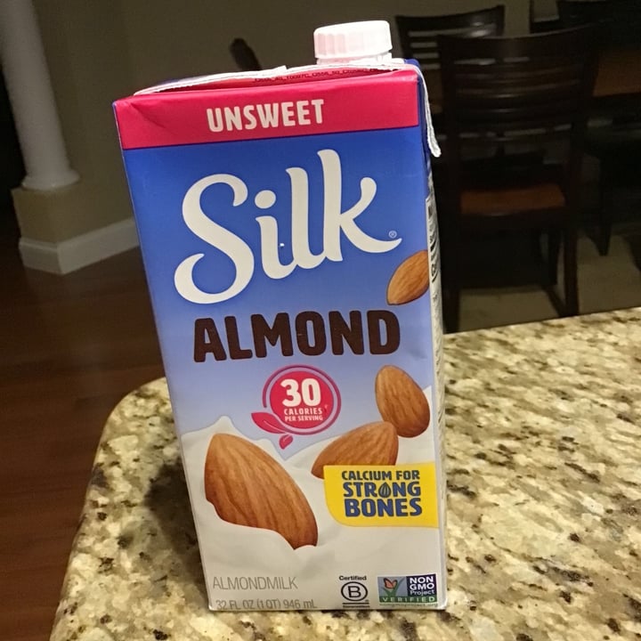 review photo of Silk Almond Unsweetened shared by @maryyelise on 23 Apr 2020 - review