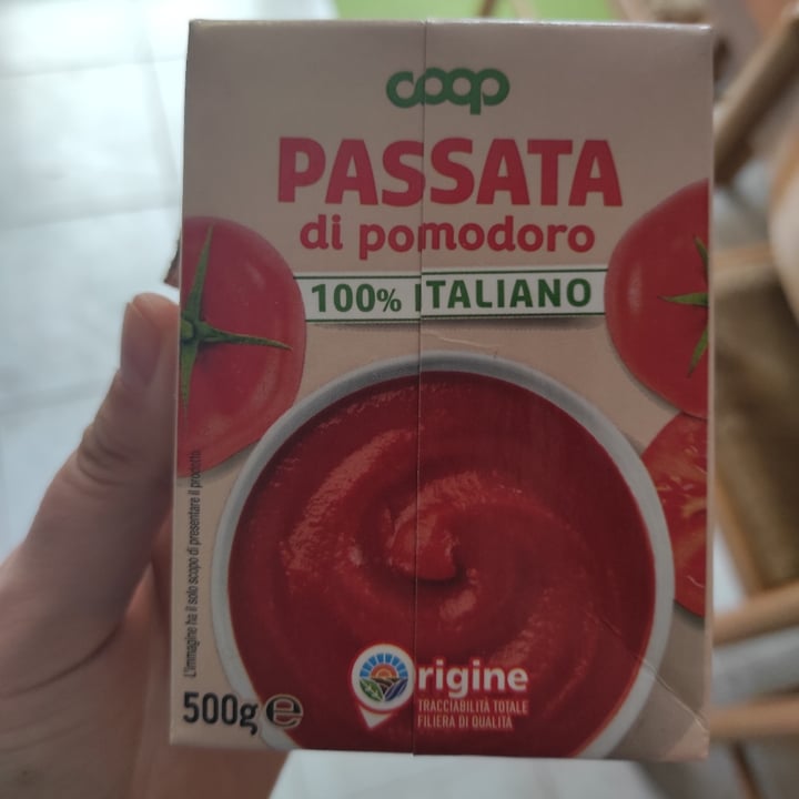 photo of Origine Coop Passata di pomodoro shared by @ambracol on  30 Mar 2022 - review