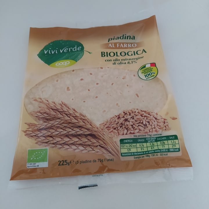 review photo of Vivi Verde Coop piadina al farro shared by @annekevegan on 30 Apr 2022 - review