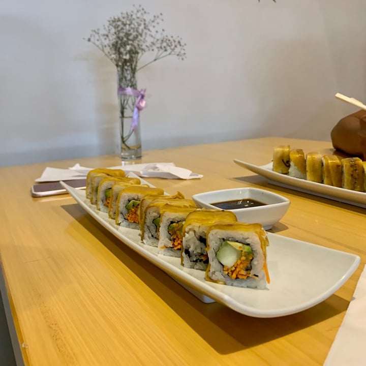 review photo of sushiitto Rollo California Sin Camarón shared by @karlaleroyal on 11 Aug 2021 - review