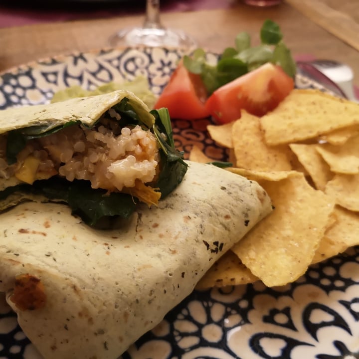 photo of Beet Vegetariano Burrito shared by @espargatus on  03 Jul 2020 - review