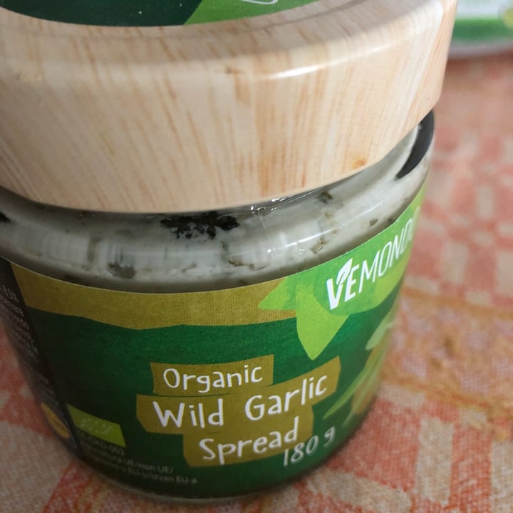 photo of Vemondo Organic wild garlic spread bio shared by @francesca89 on  10 Aug 2022 - review