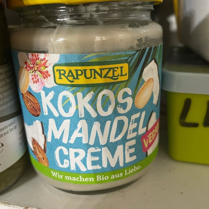 review photo of Rapunzel Crema cocco mandorle E Datteri shared by @luanimaletti97 on 25 Mar 2022 - review
