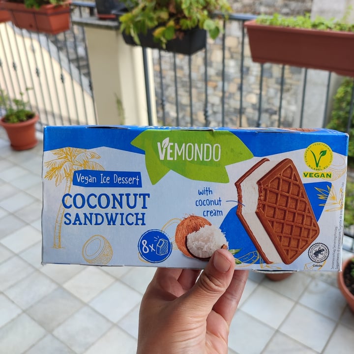 photo of Vemondo  Vemondo Ice Coconut Sandwich shared by @monica86 on  03 Jul 2022 - review