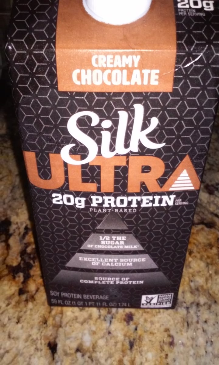 photo of Silk silk ultra creamy chocolate shared by @speciesamused on  04 Mar 2021 - review