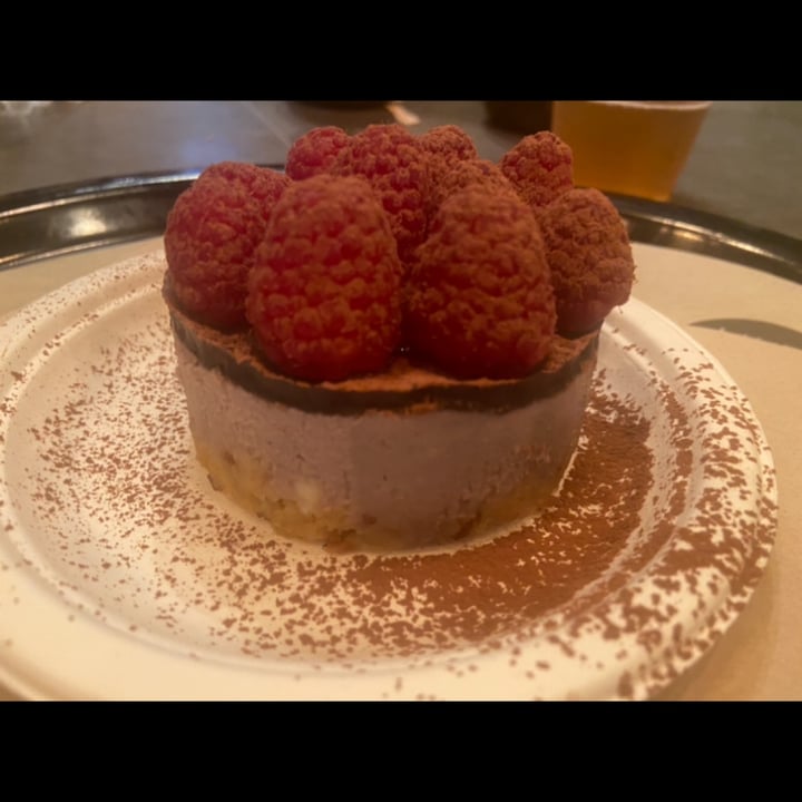 review photo of HUG Semifreddo Al Melograno E Lamponi shared by @beatricema on 28 Jun 2022 - review