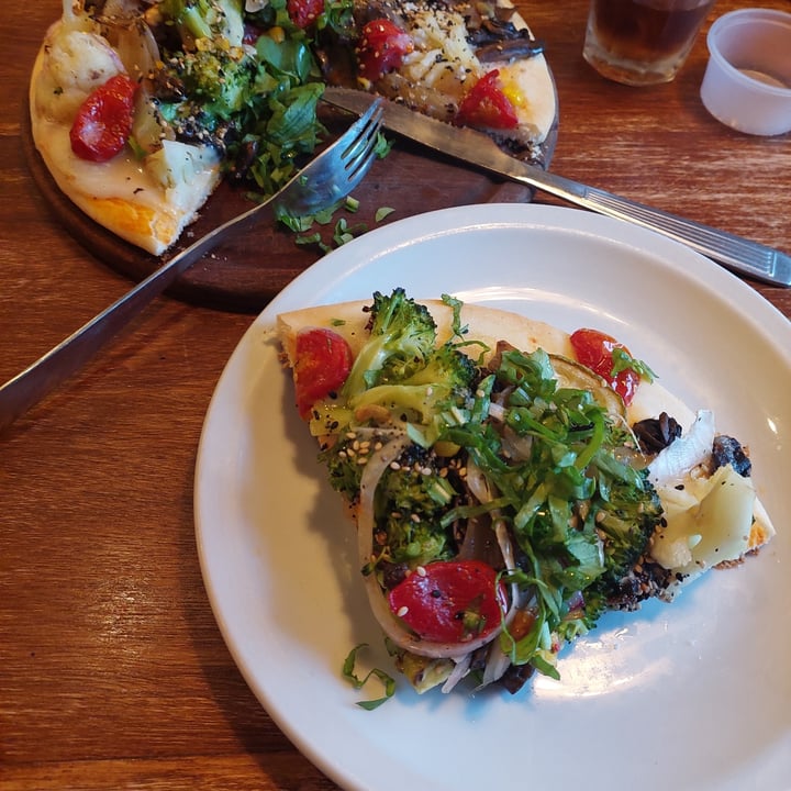 review photo of Cervecería Manush Pizza Vegana shared by @ohmargo on 20 Oct 2022 - review