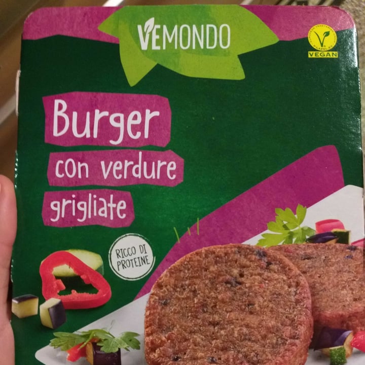 photo of Vemondo Burger con Verdure Grigliate shared by @penelope18 on  20 Apr 2021 - review