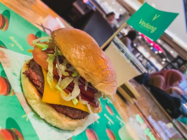Foto del plato “Beyond Burger”