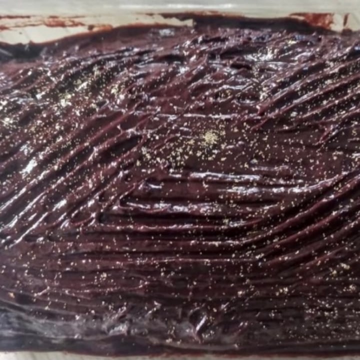 photo of The Vegan Chef Sandton Chocolate Swiss Roll shared by @globalvegan on  20 Nov 2021 - review