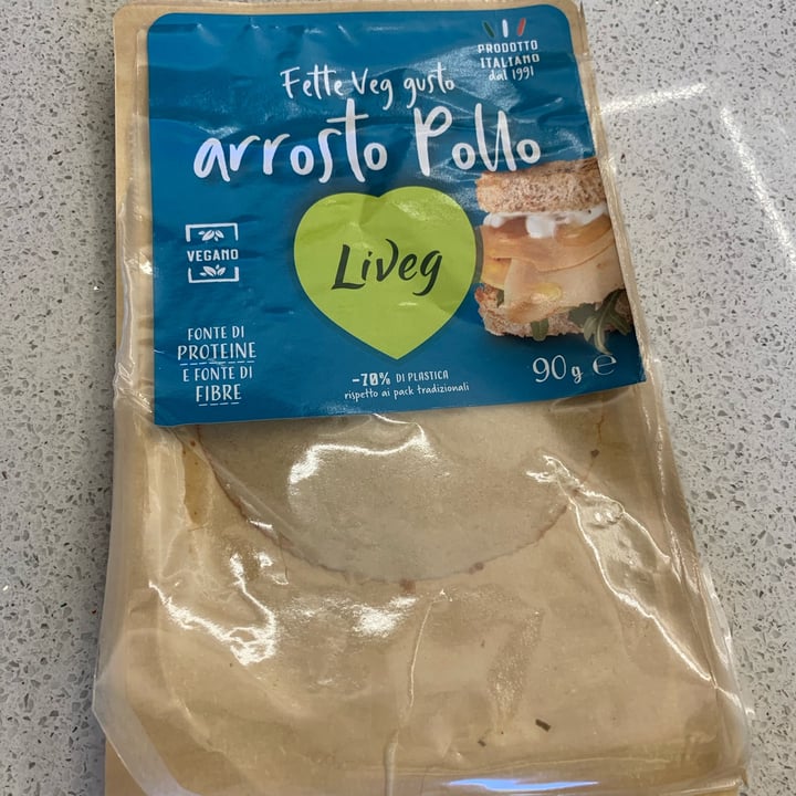 photo of Liveg Affettato gusto arrosto di pollo shared by @rebeccamenozzi on  02 Jun 2022 - review