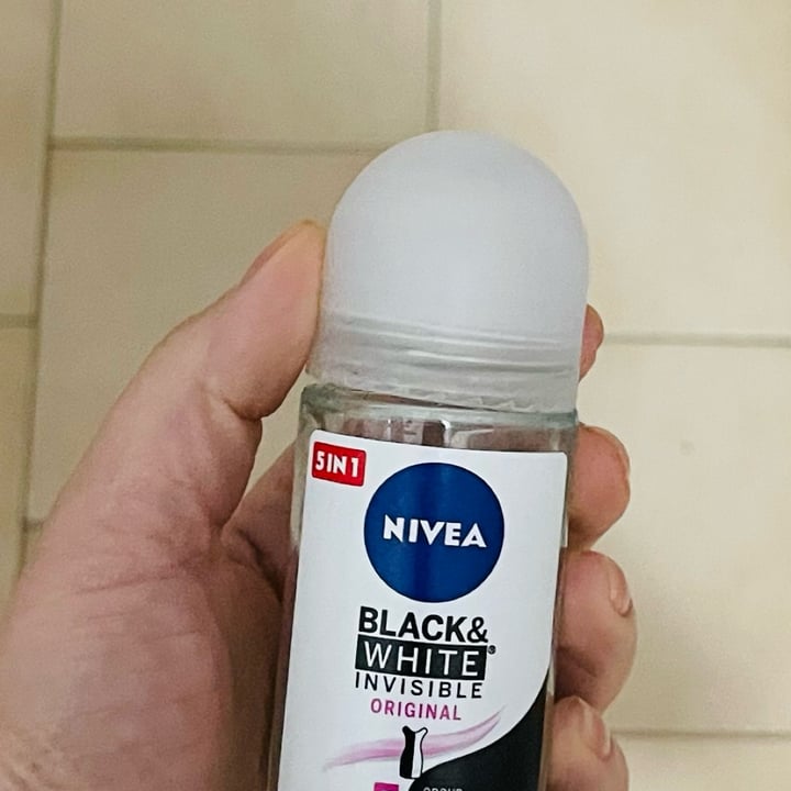 photo of Nivea black&white shared by @natnat22 on  13 May 2022 - review