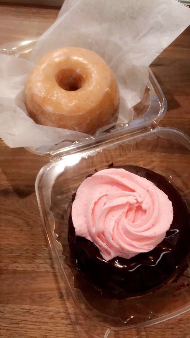 photo of Destination Donuts Vegan Donuts shared by @avogeek on  15 May 2019 - review