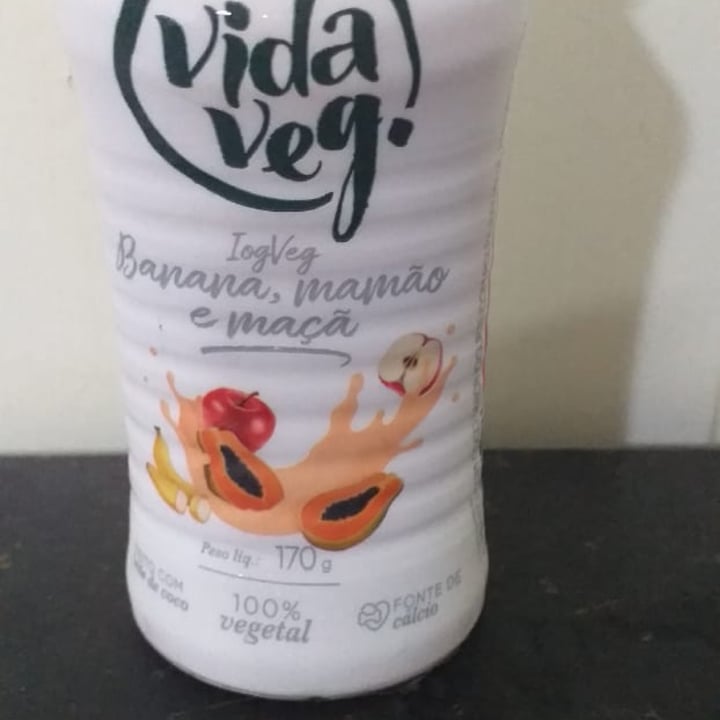 photo of Vida Veg Iogurte banana, mamão e maçã shared by @meimeiosorio on  30 Apr 2022 - review