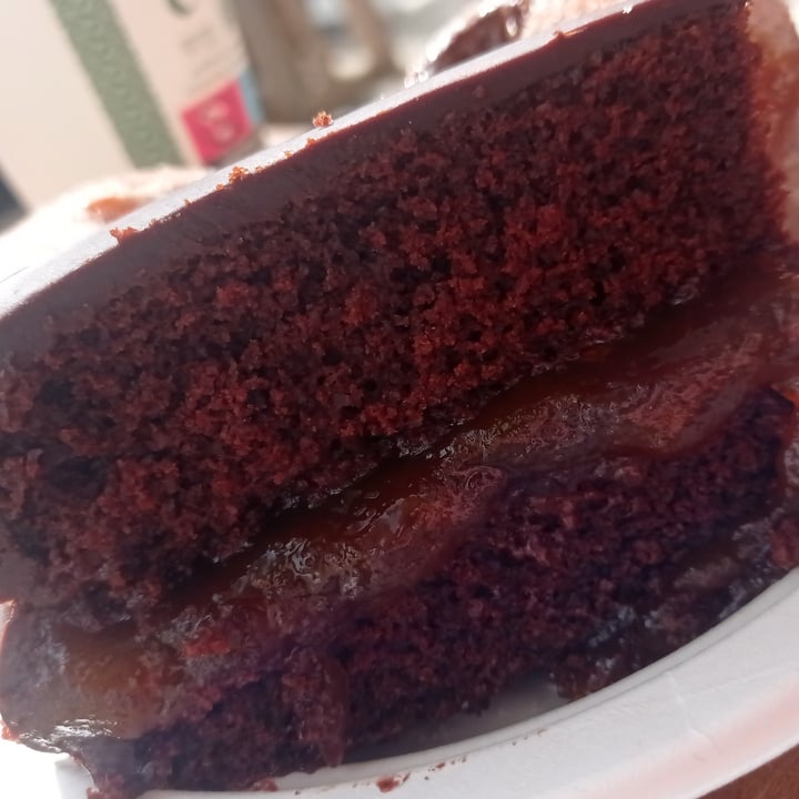 photo of Wani - Vegan Bakery Torta Sacher shared by @vegangiorgy on  03 Apr 2022 - review