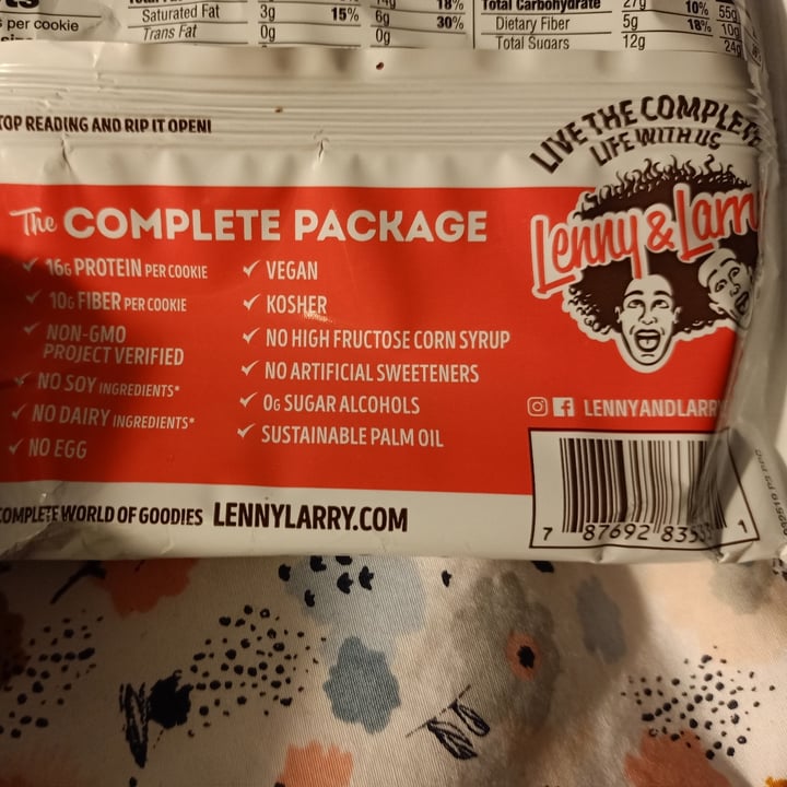 review photo of Lenny & Larry’s The Complete Cookie Double Chocolate 113g shared by @plantbasedlans on 16 Jul 2020 - review