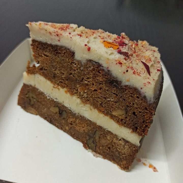 photo of Fifi Almacén Carrot cake shared by @alinaveg on  09 Aug 2021 - review