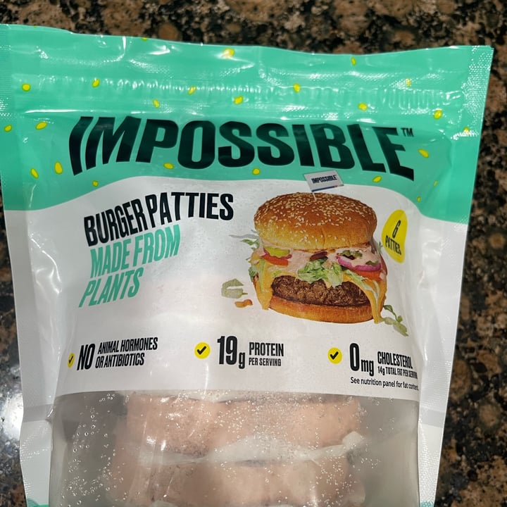 review photo of Impossible Foods Impossible Burger Patties shared by @crica on 31 Aug 2022 - review