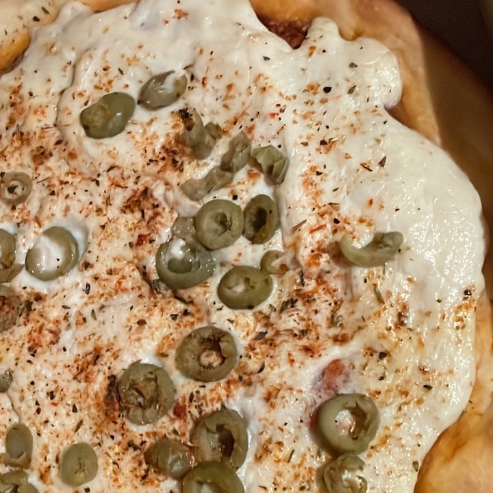 photo of Futuro veggie Pizza De Muzzarella Vegana shared by @unavegana on  26 Feb 2022 - review