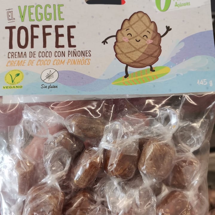 review photo of El Veggie Toffee Caramelos de crema de coco con piñones shared by @jacquelinezibordi on 29 Apr 2022 - review