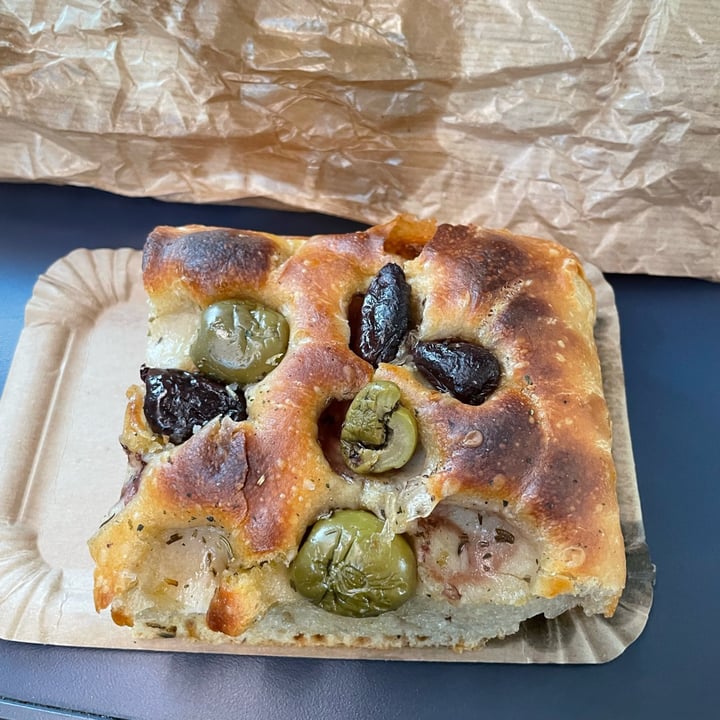 photo of FREA Bakery Olive Focaccia shared by @julyn on  28 Aug 2022 - review