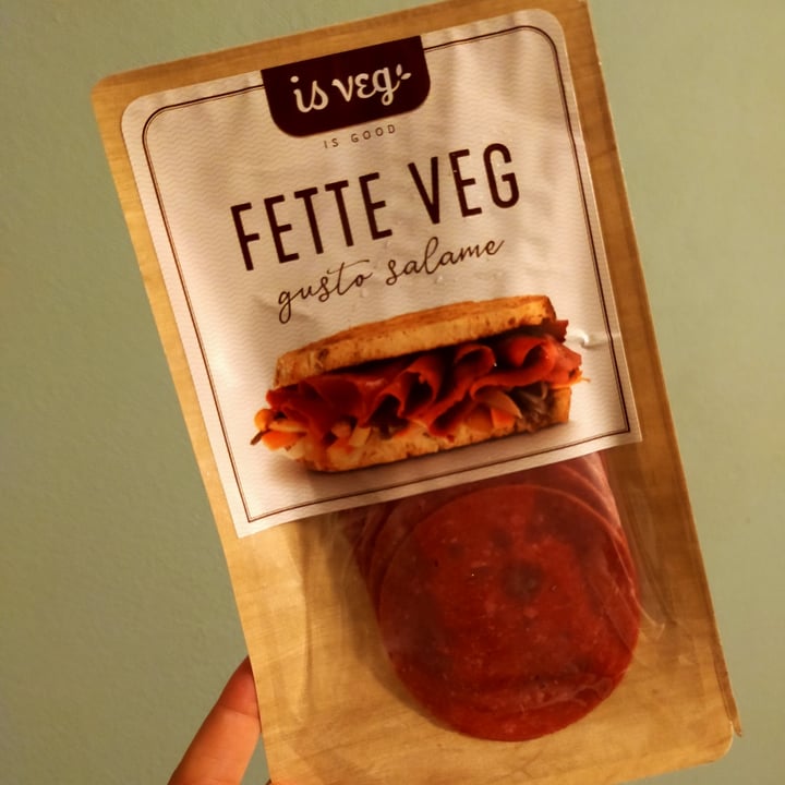 photo of is veg Fette Veg - Gusto Salame shared by @valeveg92 on  08 Oct 2022 - review