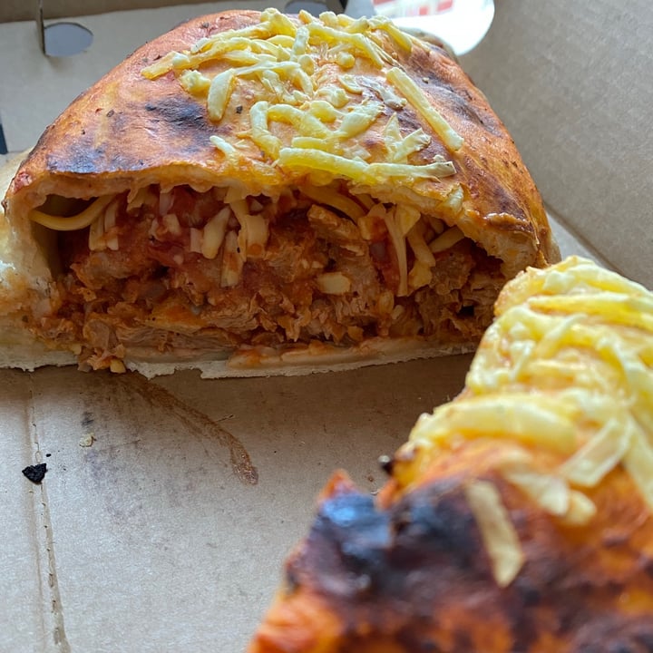 review photo of Veggie Tempel Bremen Calzone Gyros shared by @madamecelindra on 04 May 2021 - review