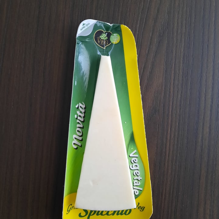 review photo of Gran Spicchio io veg Alternativa Al Formaggio shared by @rossellayume on 15 Apr 2022 - review