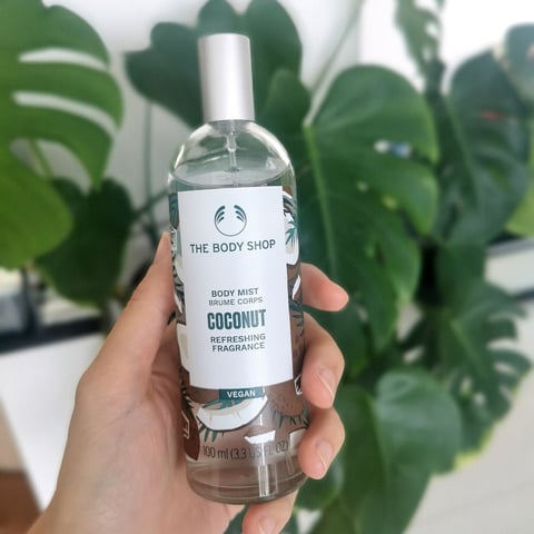 Coconut edt body discount shop