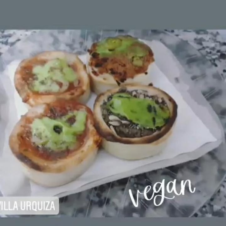 photo of Pizza Vegana Canastitas shared by @yanivegan04 on  27 Nov 2020 - review